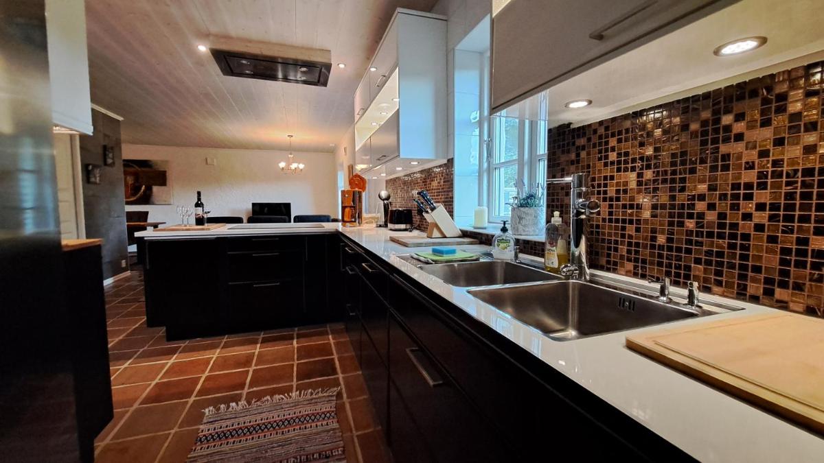 Beautiful and cosy house near the lake - Housity