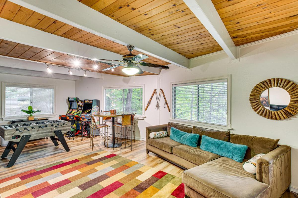 Lake Arrowhead Cabin Rental about 1 Mi to Village! - Housity