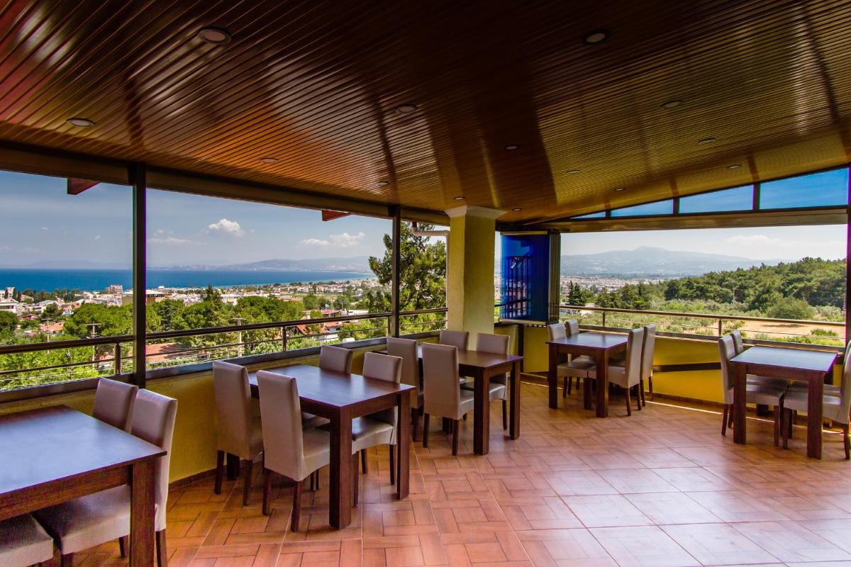 Misa Pension Apart - Housity