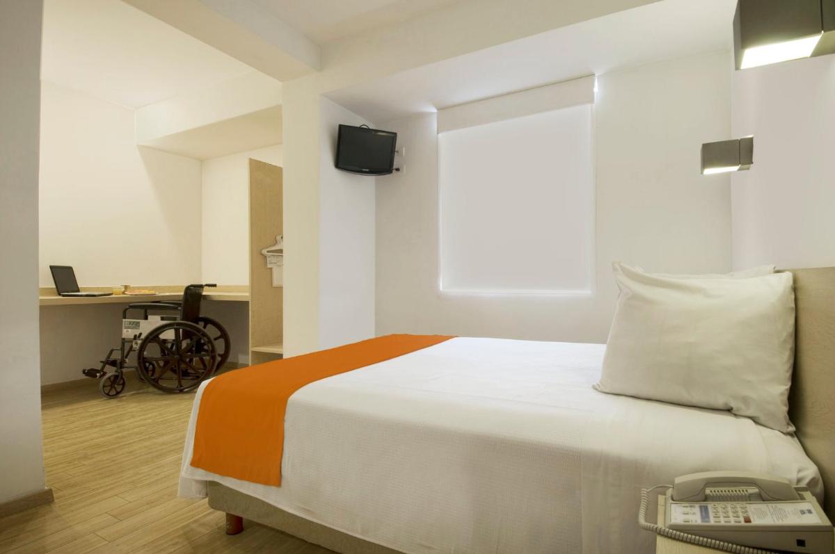 One Toluca Aeropuerto - Housity