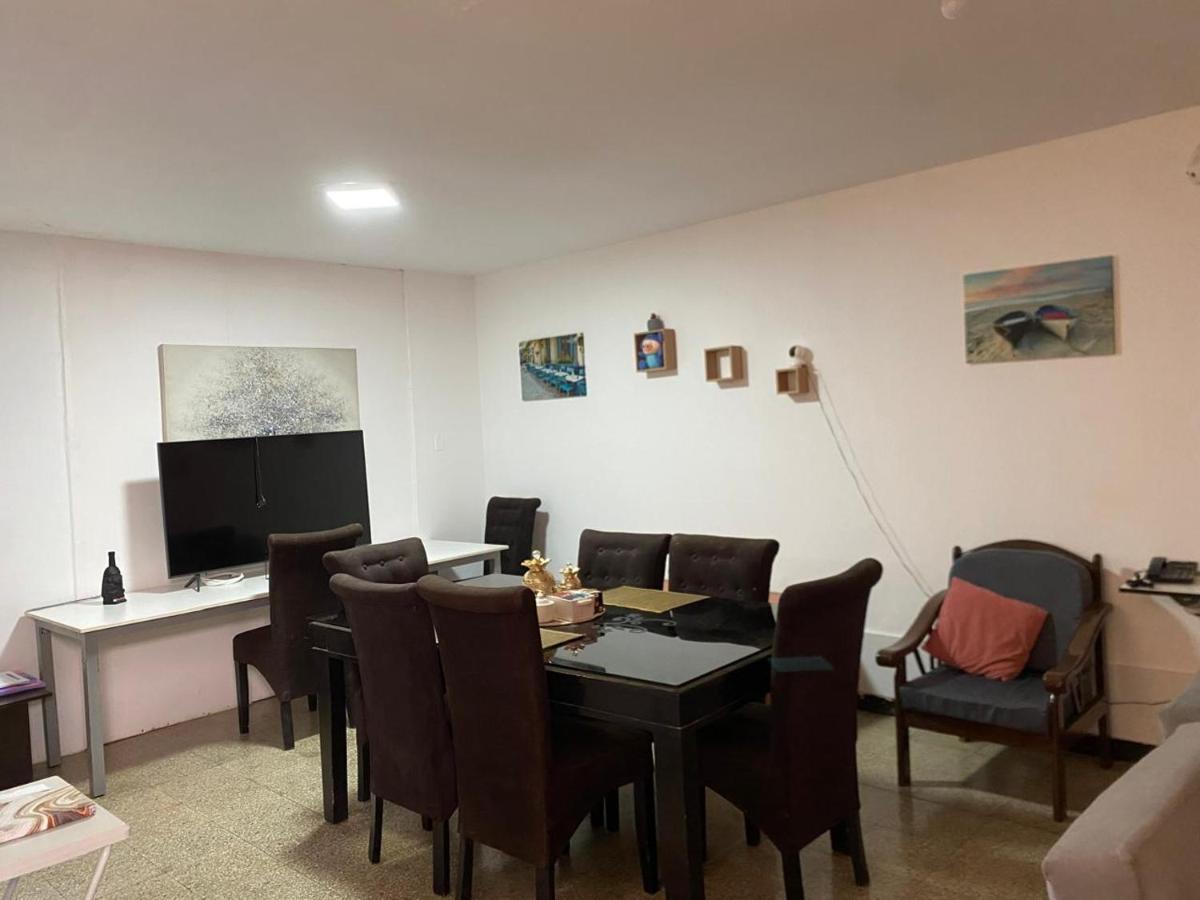 Hotel Hoskins Talara- Todas las habitaciones con aire acondicionado - Housity