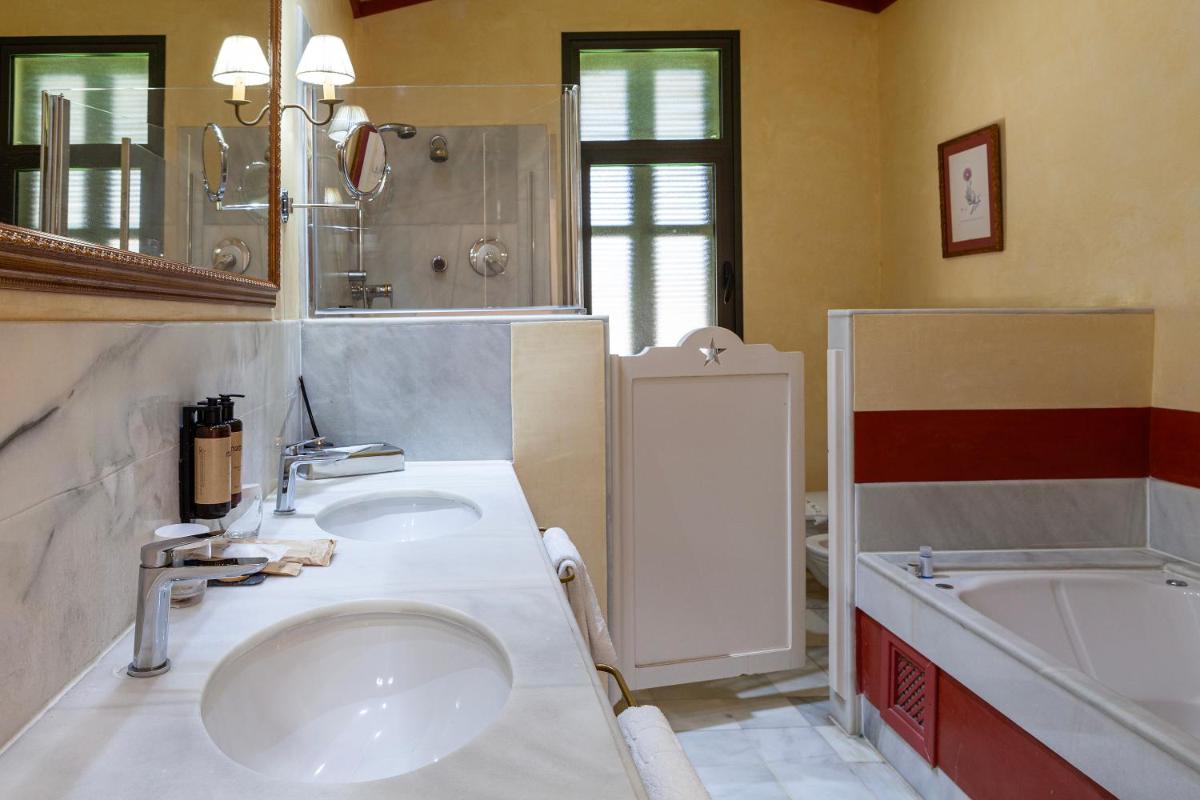 Un baño de Villa Jerez
