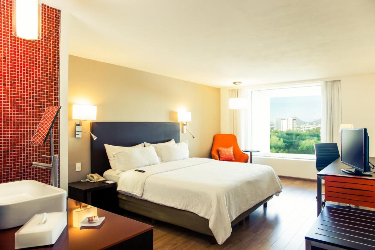 Fiesta Inn Culiacan - Housity