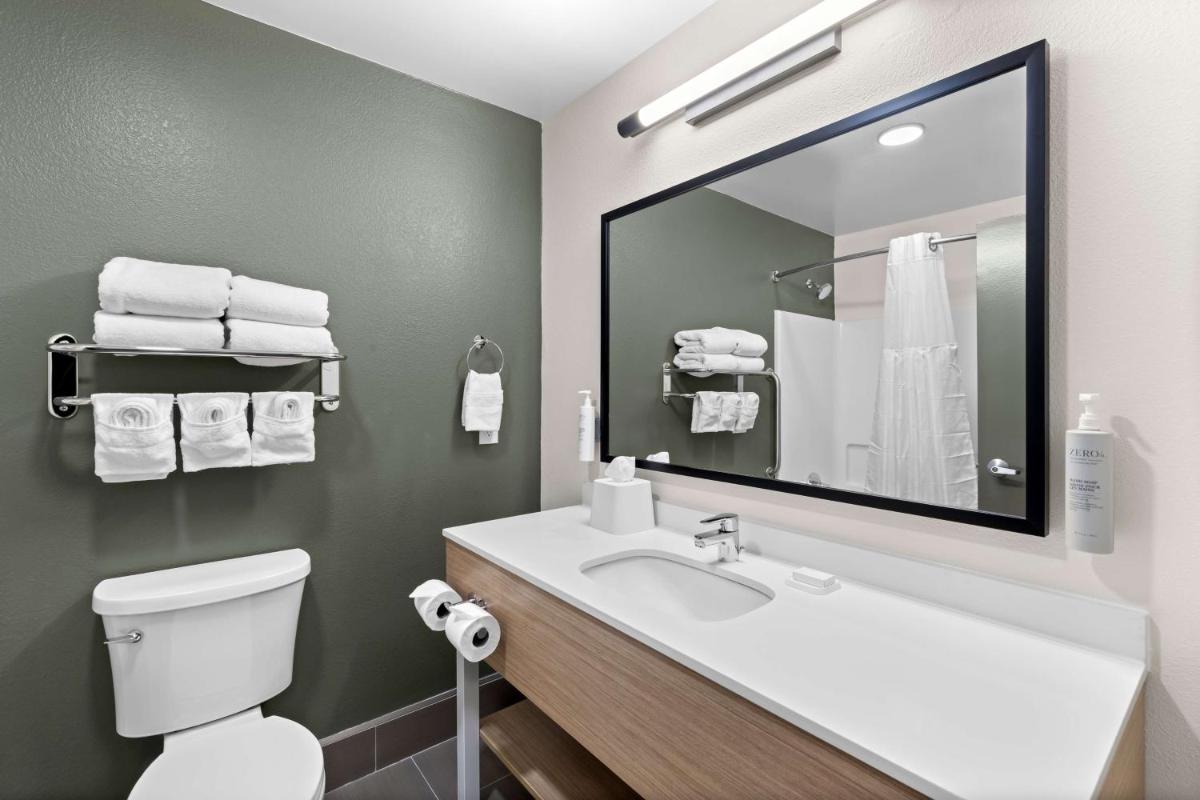 Spark by Hilton Calhoun - Housity