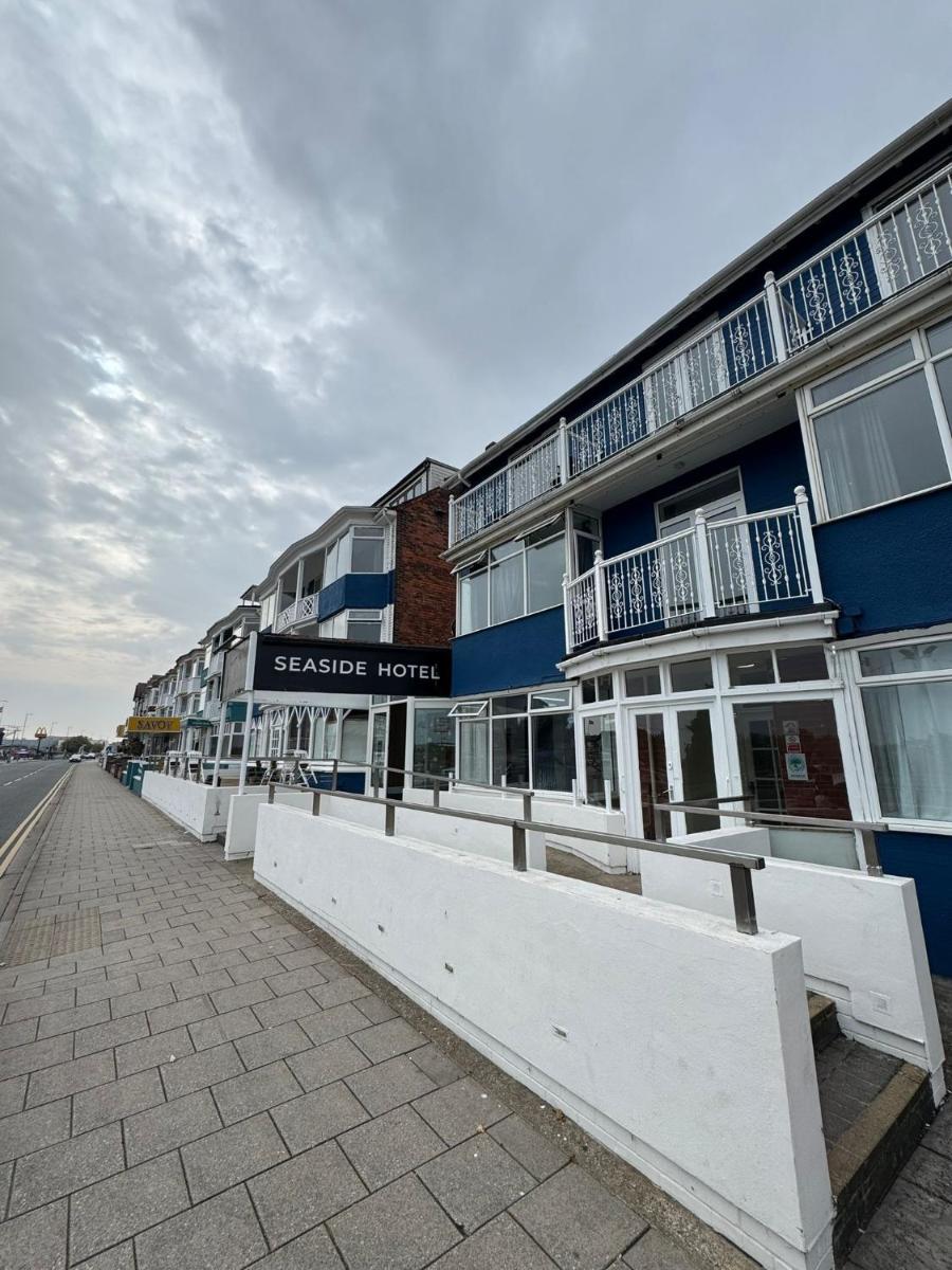 Sea Side Hotel - Housity