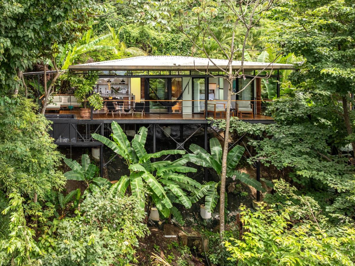 The Green House, Santa Teresa - Adults Only - Housity