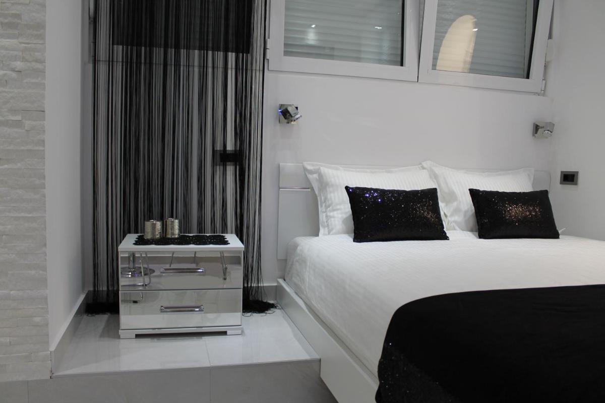 Monroe Apartment - Housity