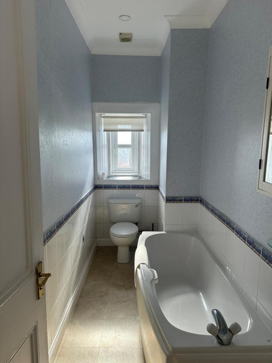 Crawford House - Housity