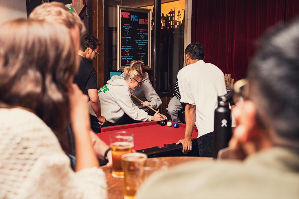 The Flying Pig Downtown - Housity