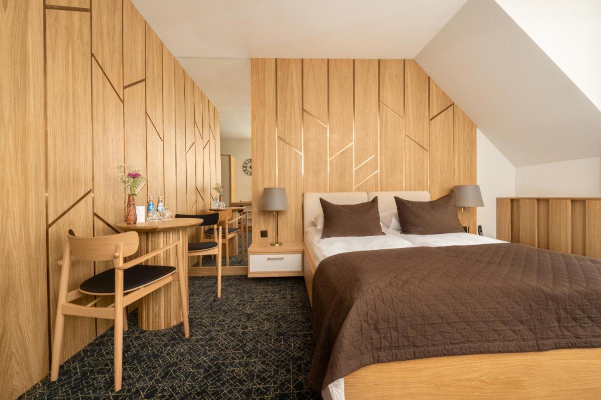 Hotel Kompleks Beskid z basenem i stokiem narciarskim - blisko Babiej Góry - Housity