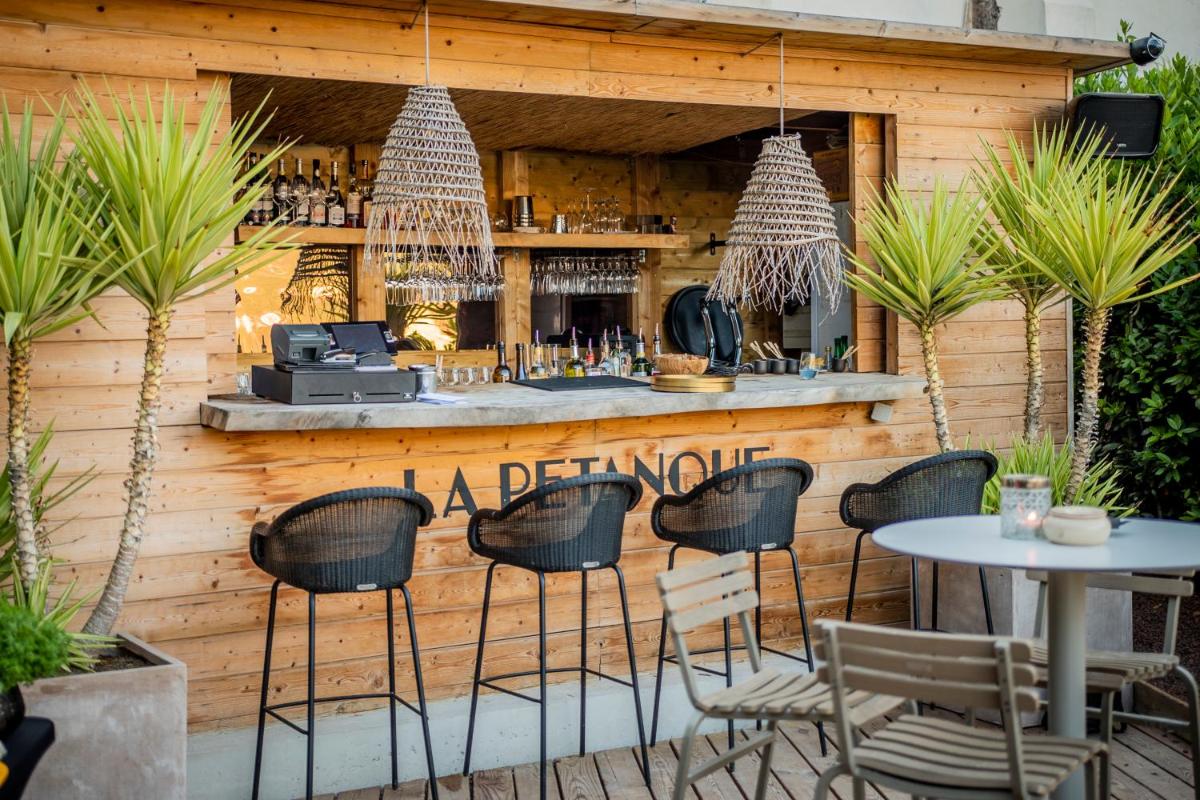 Boissons dans l'établissement Hôtel Les Roches Blanches Cassis