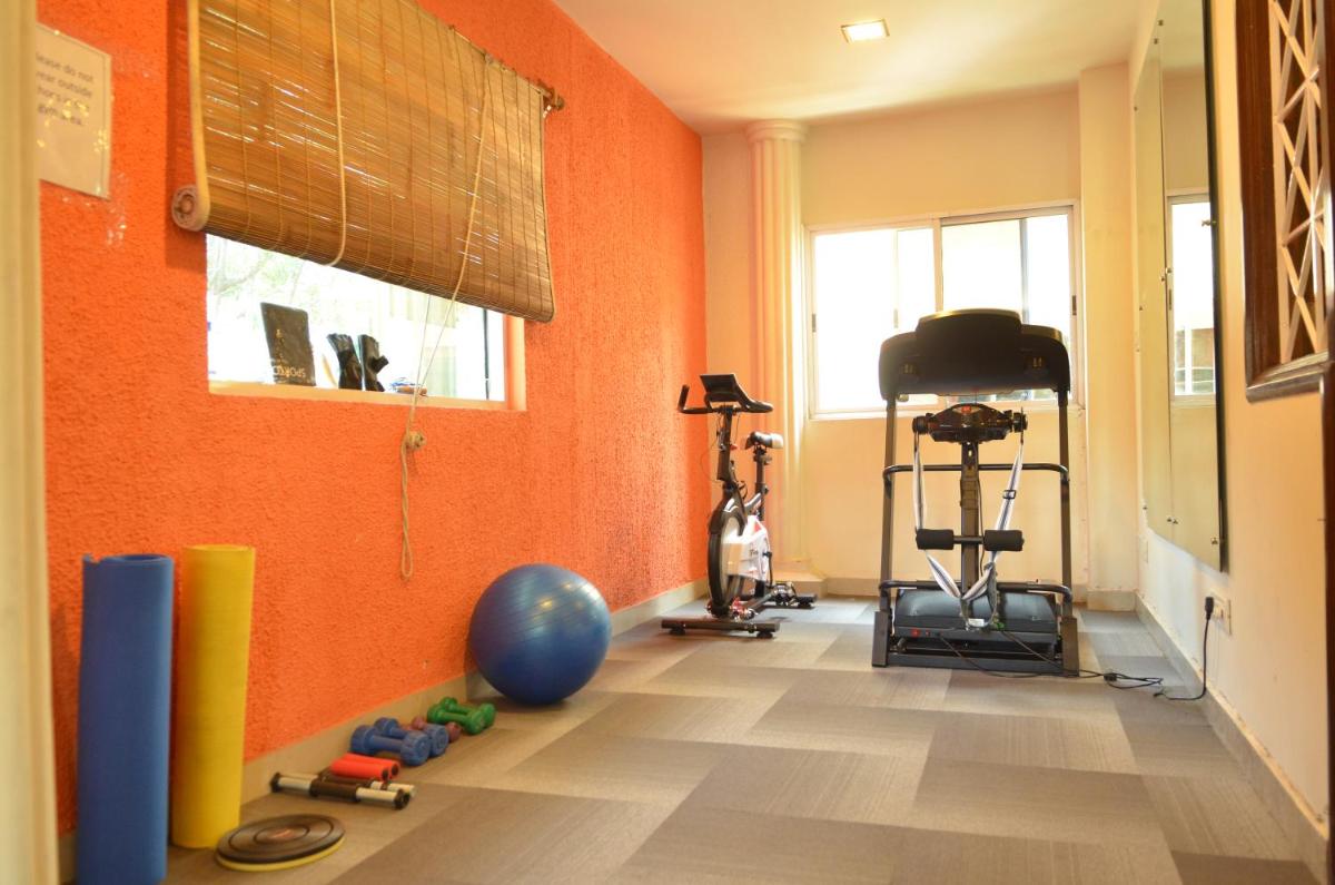 Cubbon Suites - 10 Minute walk to MG Road, MG Road Metro and Church Street - Housity