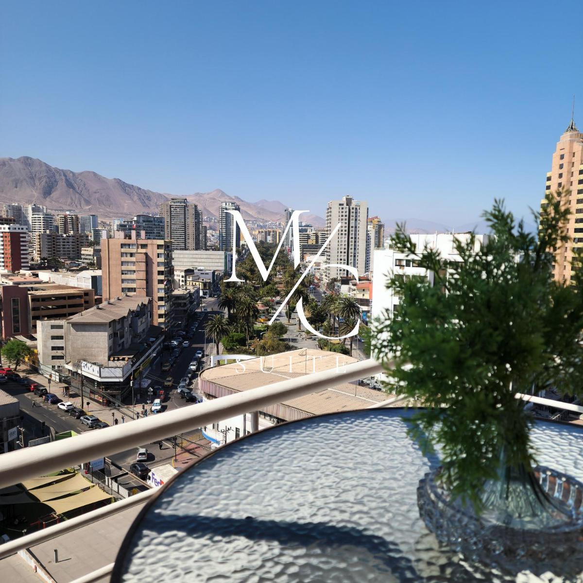 Exclusivo con hermosa vista y amplia terraza - Housity