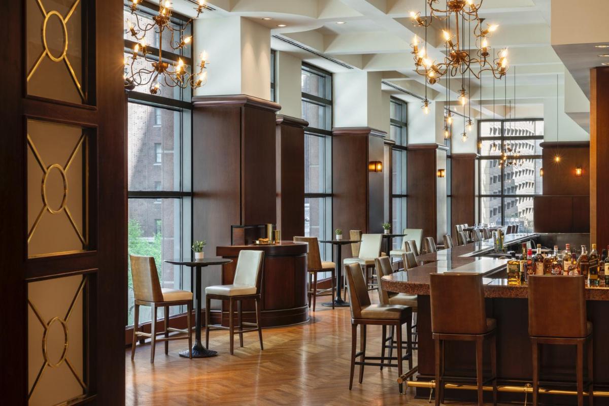 Omni Chicago Hotel - Housity