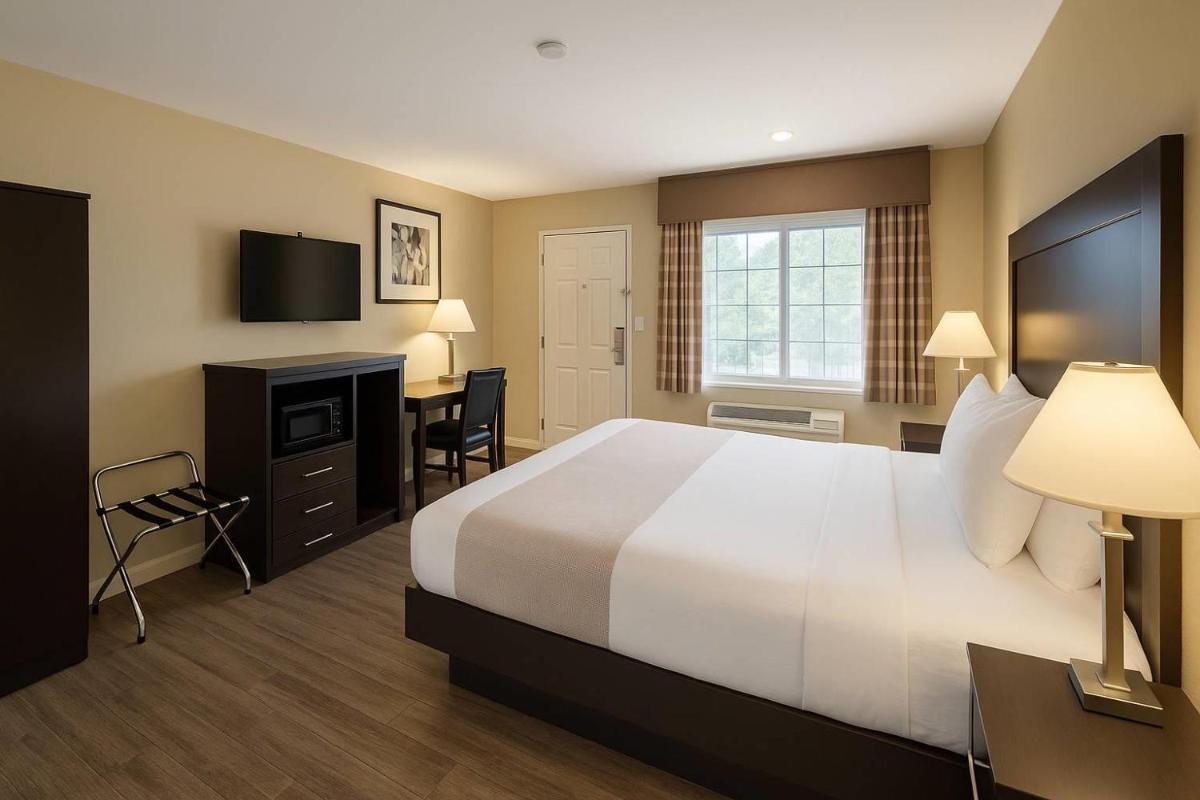 Quality Inn Escondido San Diego North County - Housity