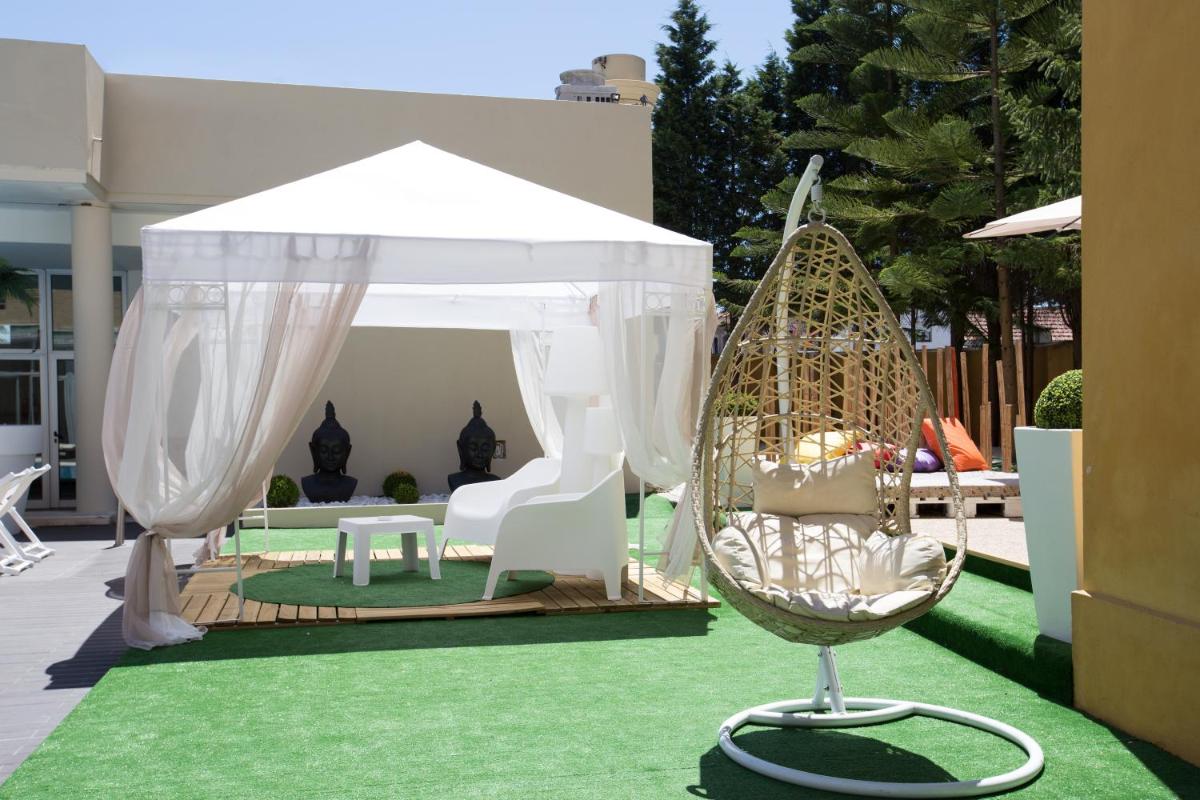 Um pátio ou outra área exterior em Hotel de Ilhavo Plaza & Spa