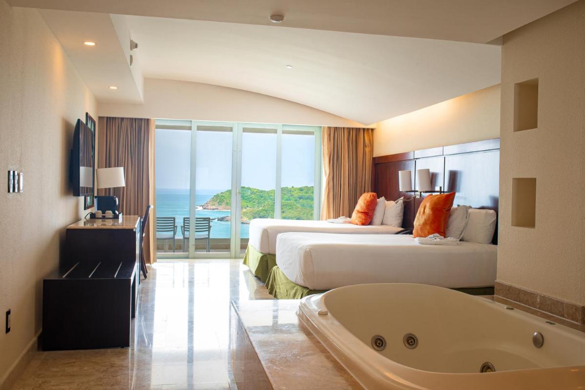 Azul Ixtapa Grand All Inclusive Suites - Spa & Convention Center - Housity