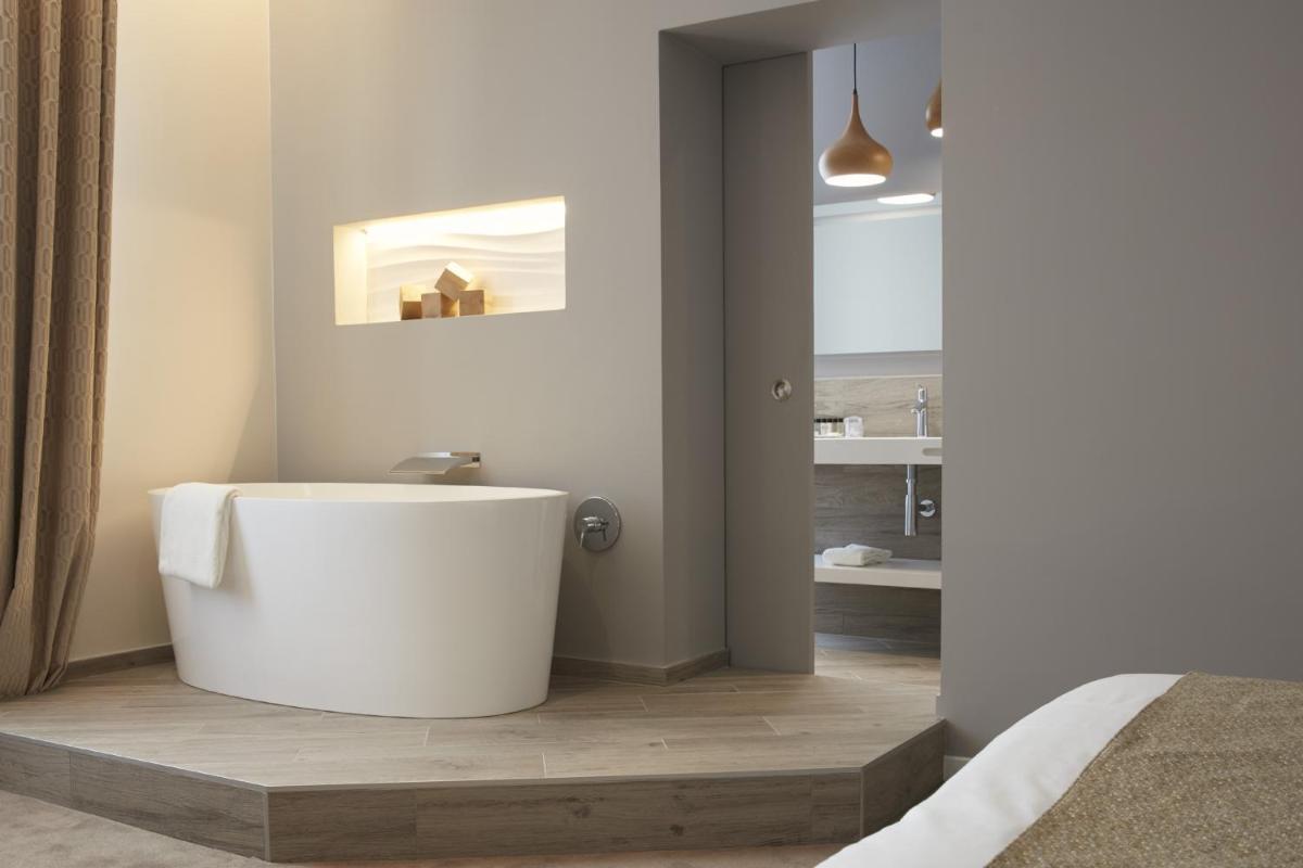 Logis Hôtel - Restaurant Maison Claude Darroze - Housity