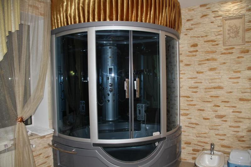 Zolotie Peski - Housity