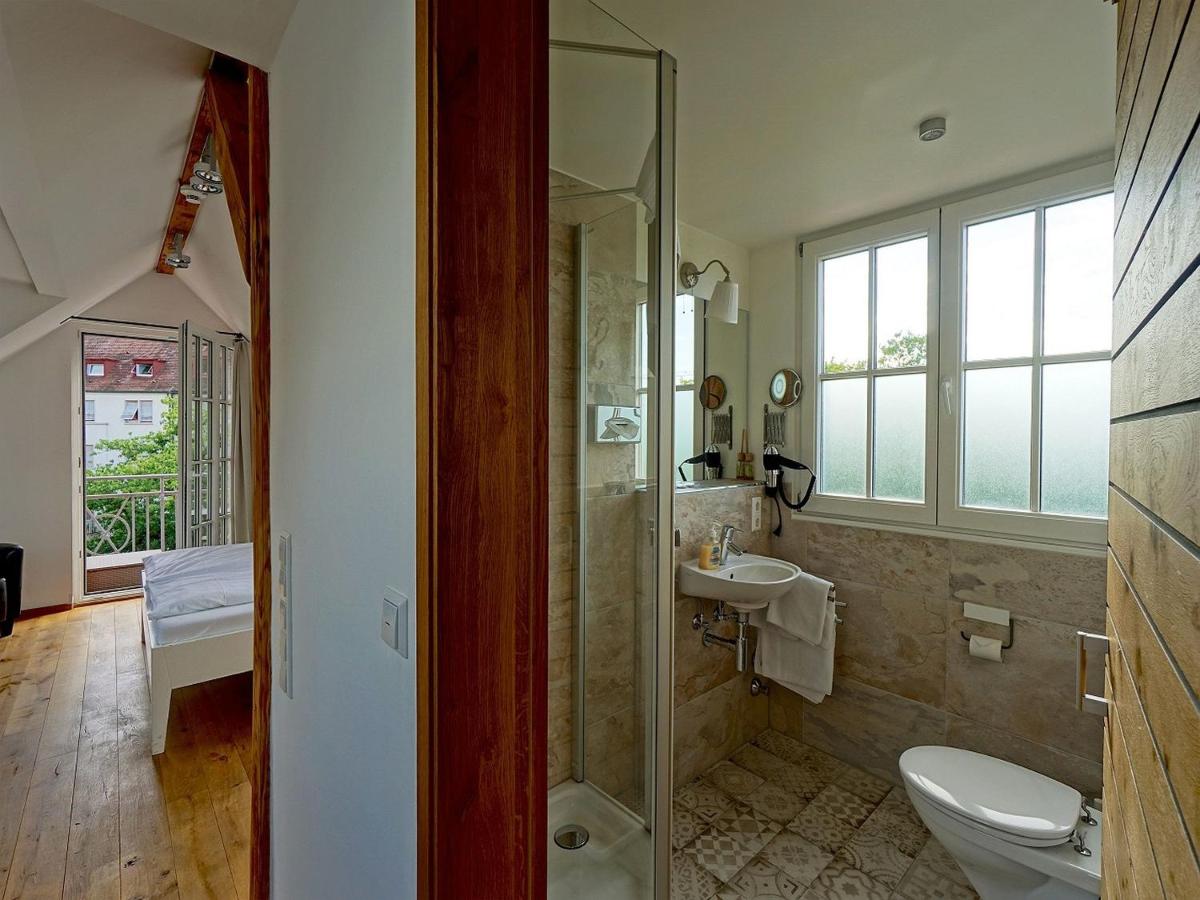 Pension-Gaststätte Paradies - Housity