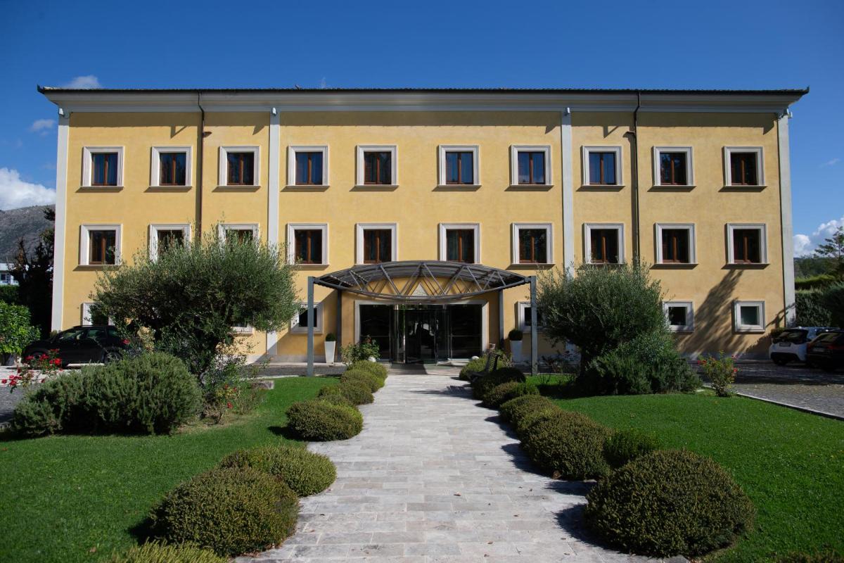 La Dimora del Baco Hotel - Housity