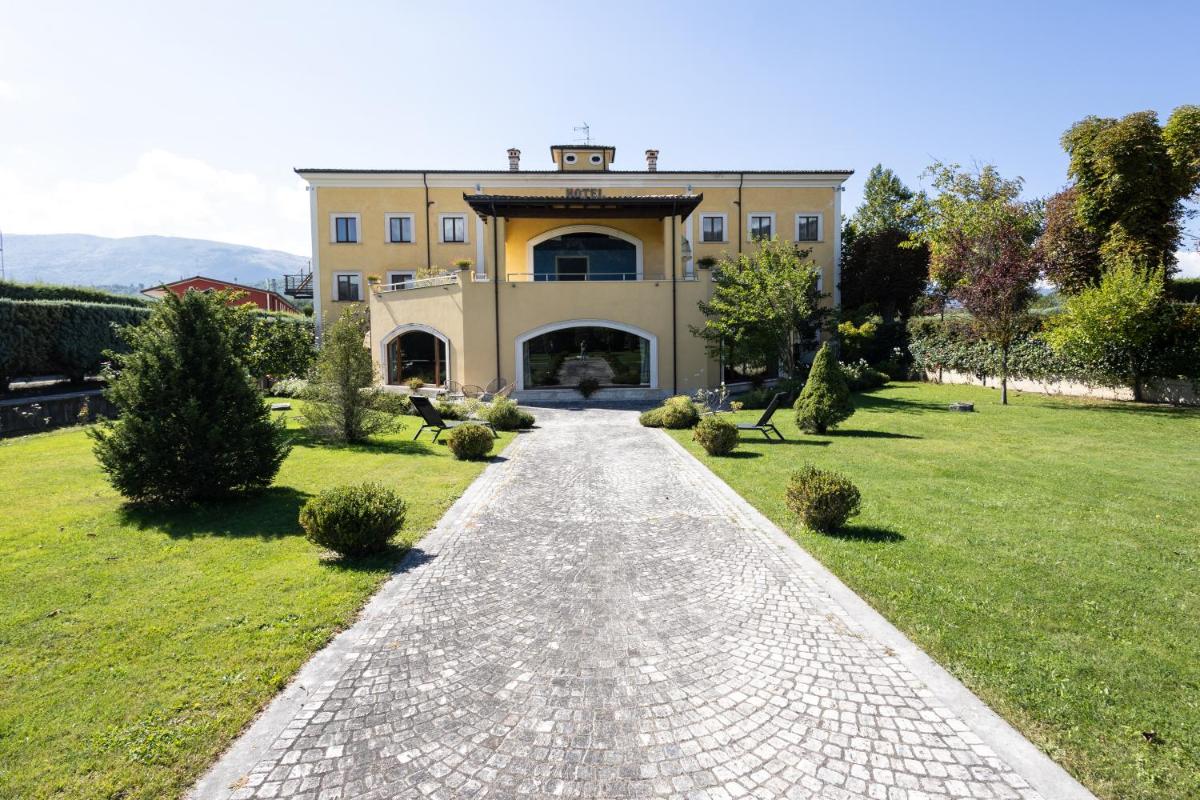 La Dimora del Baco Hotel - Housity