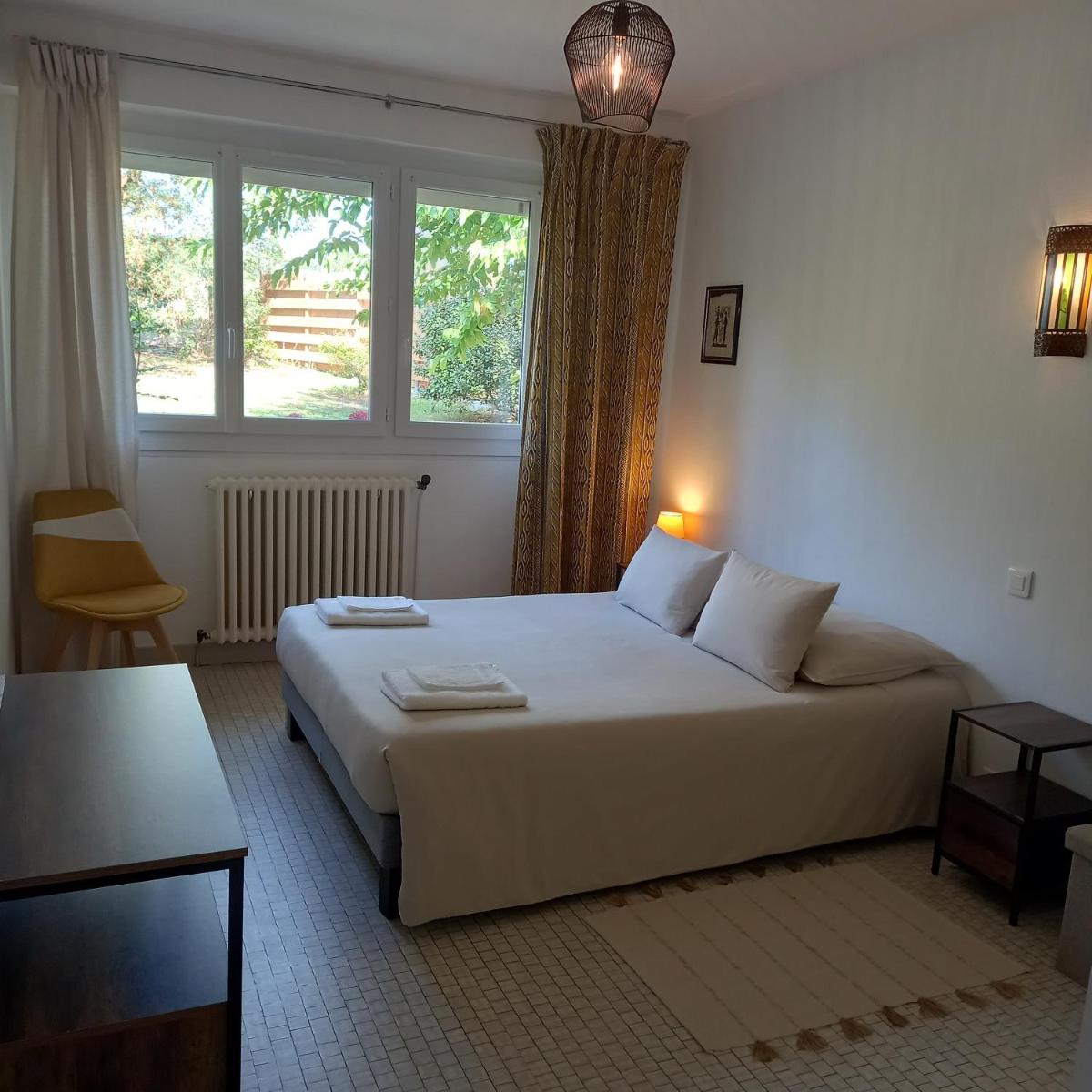 La Gisière, Chambres d'hôtes - Hizvo