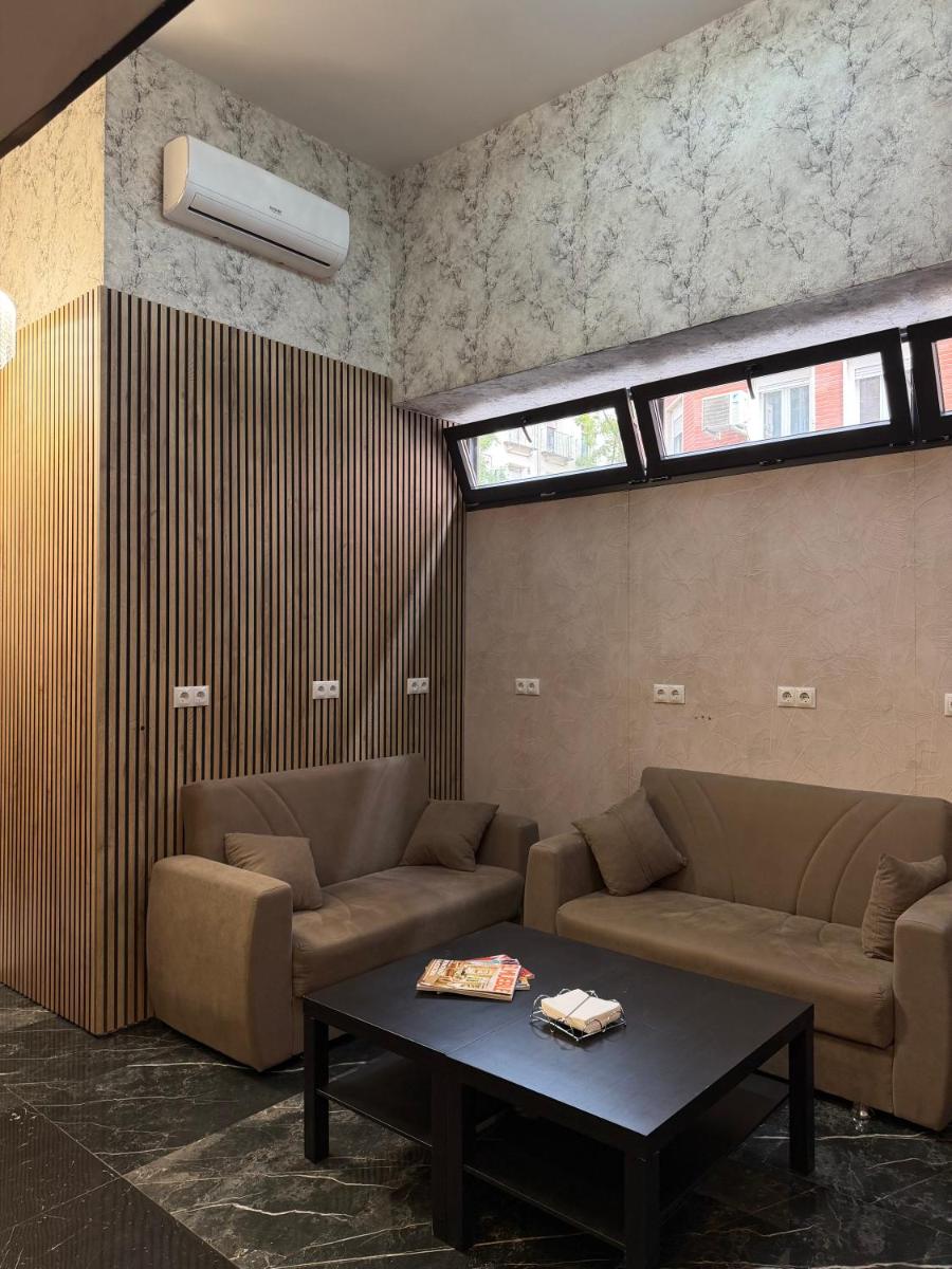 Senda Hostel Retiro - Atocha & Madrid Centro - Housity