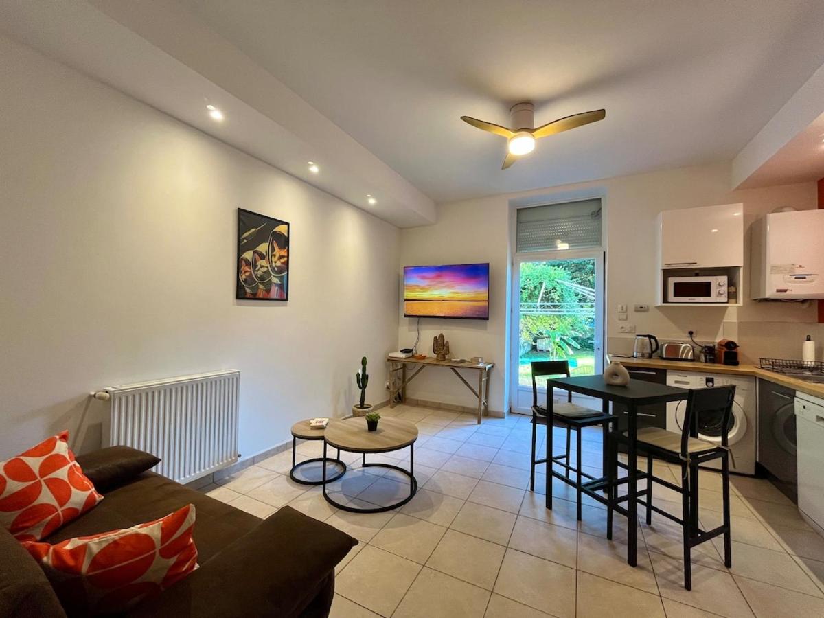 T2 Confort & Design avec Jardin - Gare d'Oullins - Housity