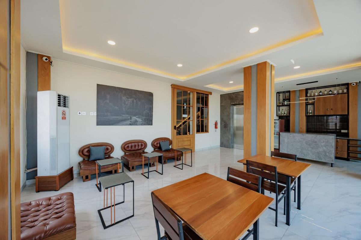 Sans Vibes 4 5 Hotel - Housity