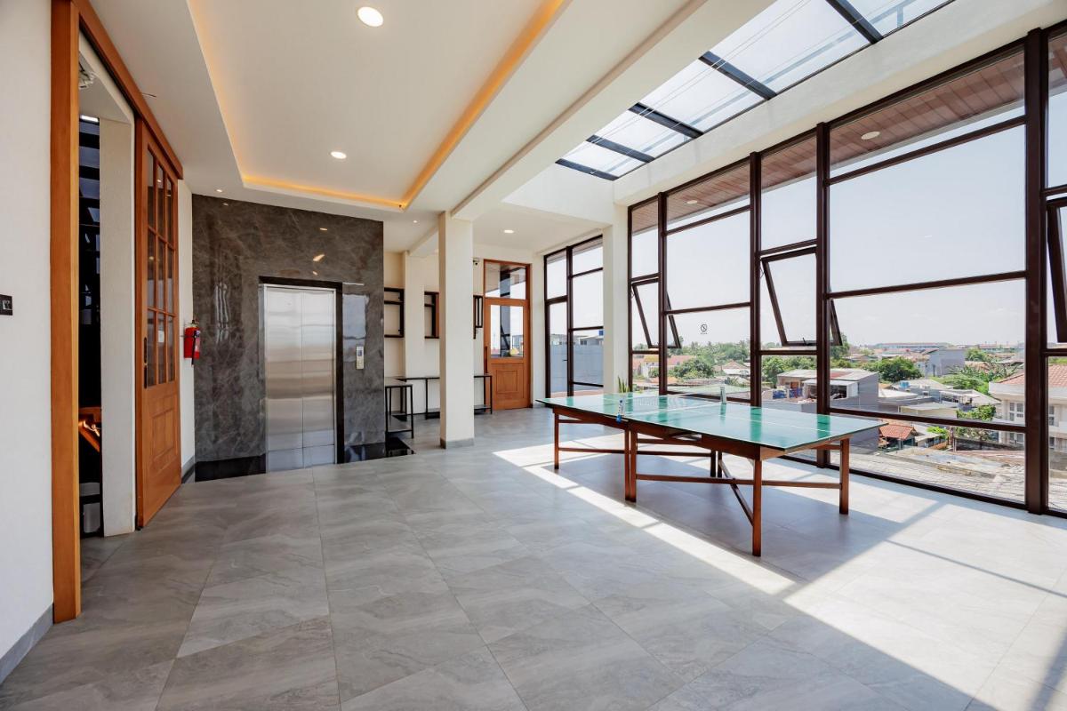 Sans Vibes 4 5 Hotel - Housity