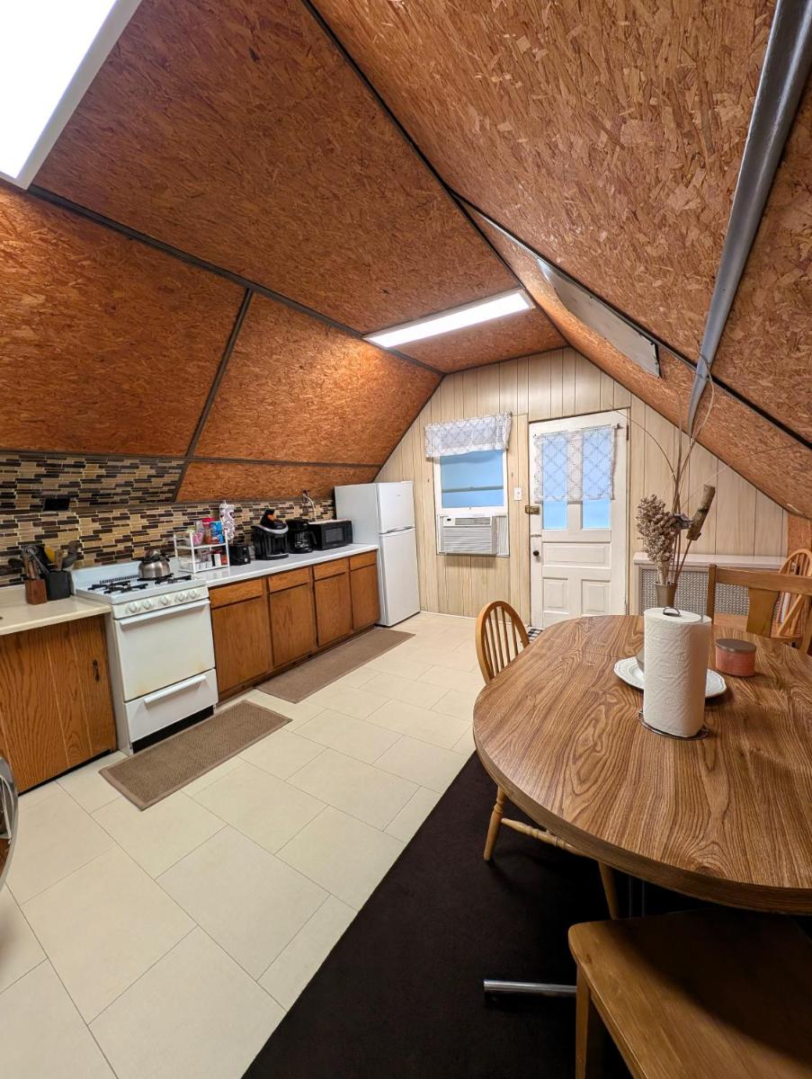 The Avondale Attic - Housity