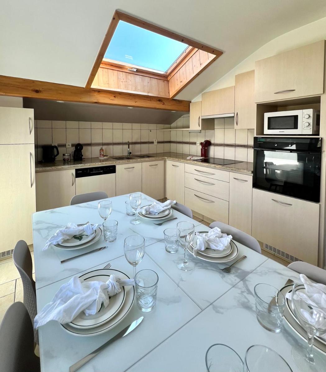 Appartement Champêtre - Terrasse, Vue & Parking by AlpenlySallanches - Housity