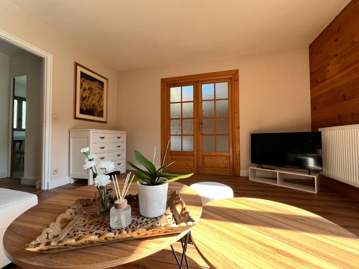 Appartement Champêtre - Terrasse, Vue & Parking by AlpenlySallanches - Housity