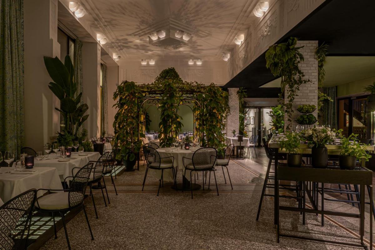 Restaurant ou autre lieu de restauration dans l'établissement Molitor Hotel & Spa Paris - MGallery Collection