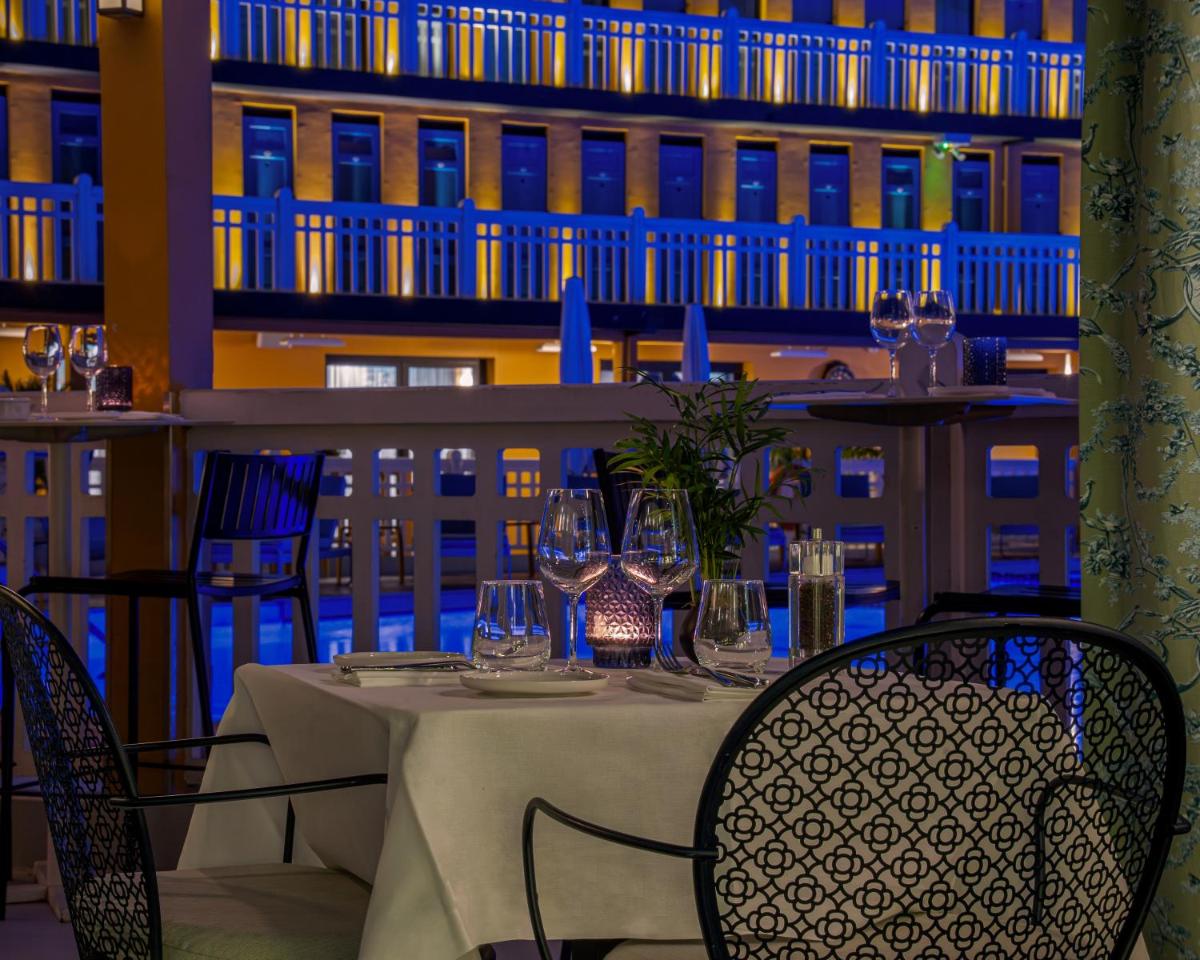 Restaurant ou autre lieu de restauration dans l'établissement Molitor Hotel & Spa Paris - MGallery Collection