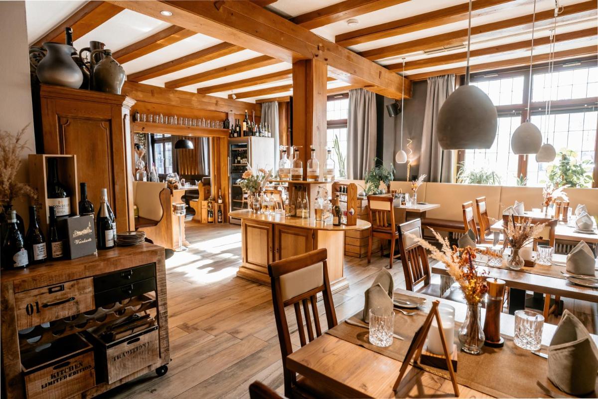 Hotel Gasthof Koch - Housity