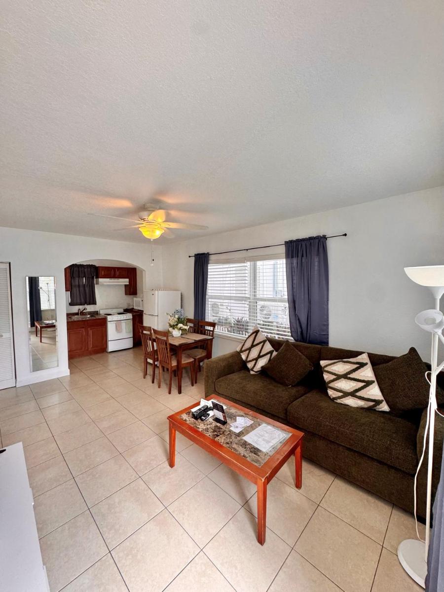 Coral Key Inn - Housity
