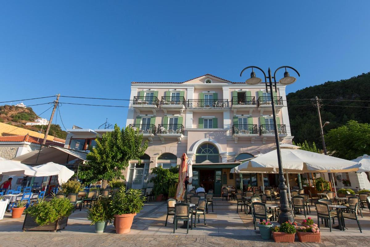Suitetrails - Samaina Port Hotel