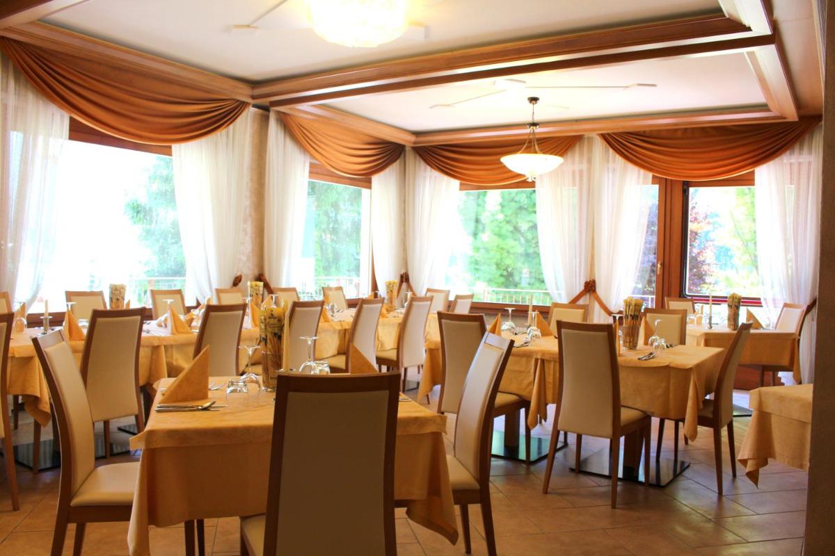 Hotel Panoramic - Housity