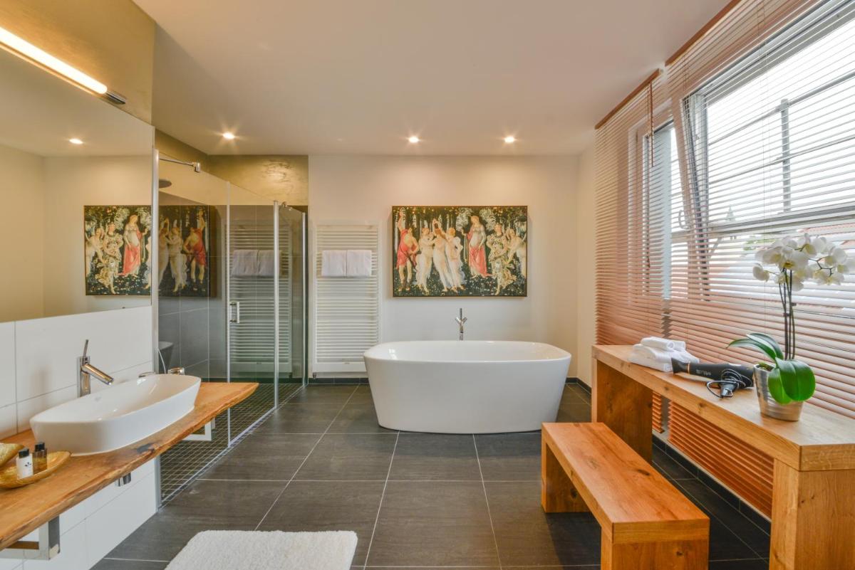 Hotel WITT am See - Housity