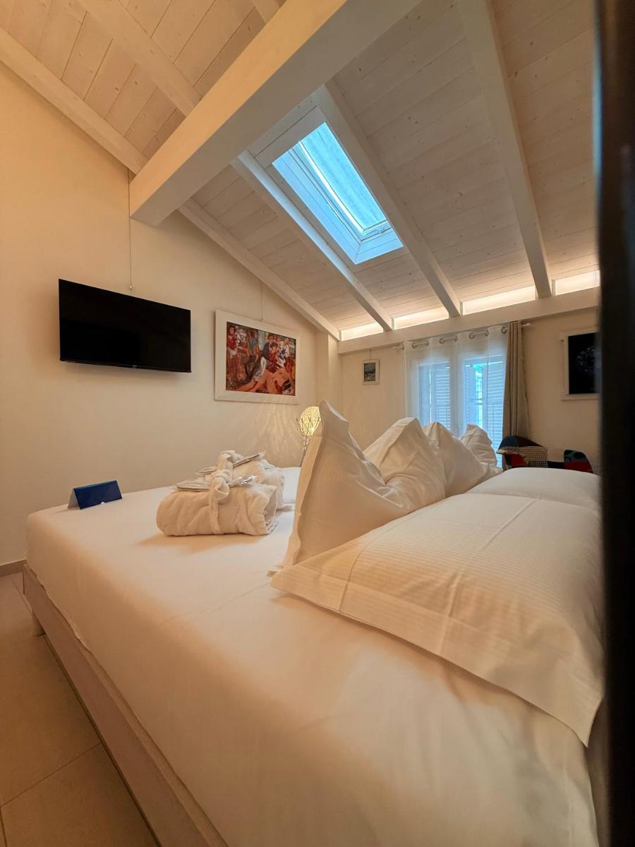 ROOMS,REGGIO AFFITTACAMERE con Bagno Privato, TV, Clima , Wi-Fi - Housity