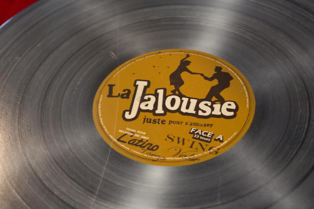 La Jalousie - Housity