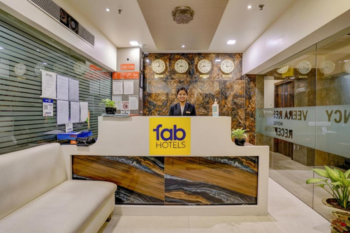 FabHotel Veera Residency - Nr Mumbai International Airport - Hizvo