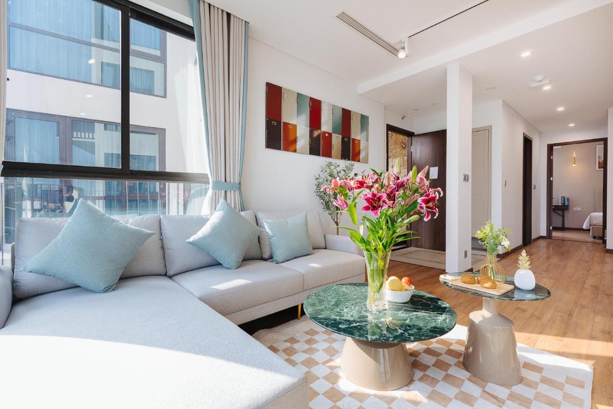 Margaery Boutique Apartment & Skyon9 Rooftop Bar - Housity