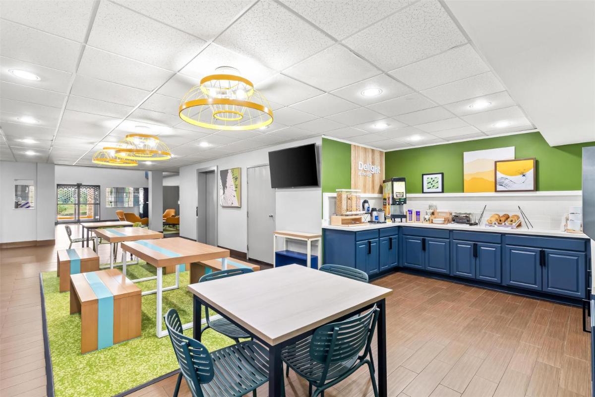 Spark by Hilton Round Rock - Housity