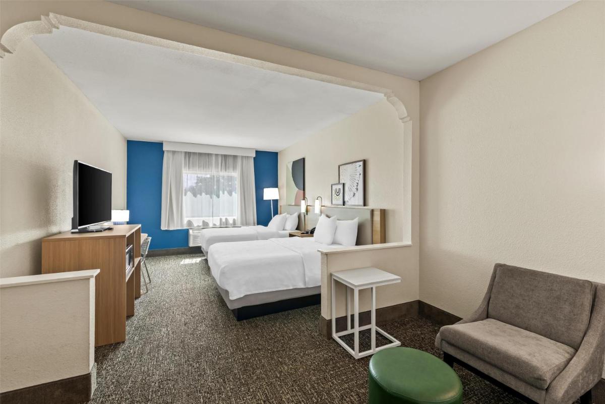 Spark by Hilton Round Rock - Housity
