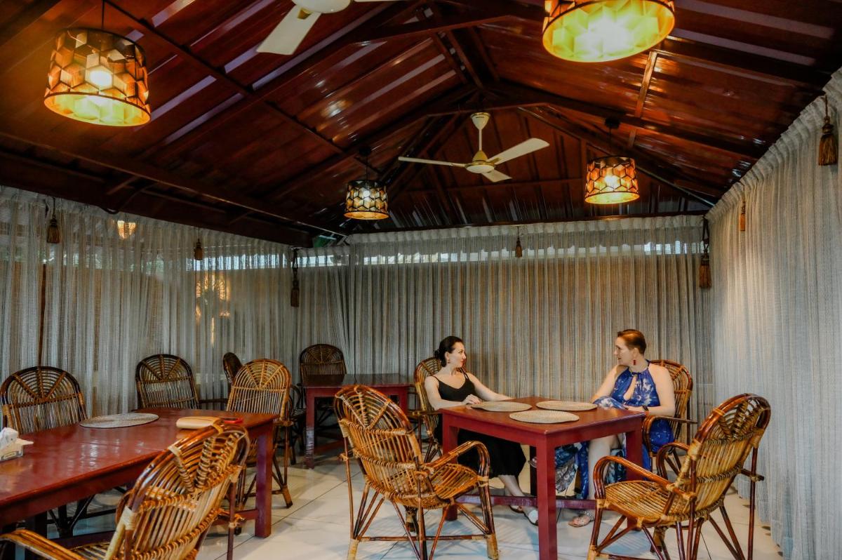 Ganesh Ayurveda Holiday Home bed and breakfast - Hizvo