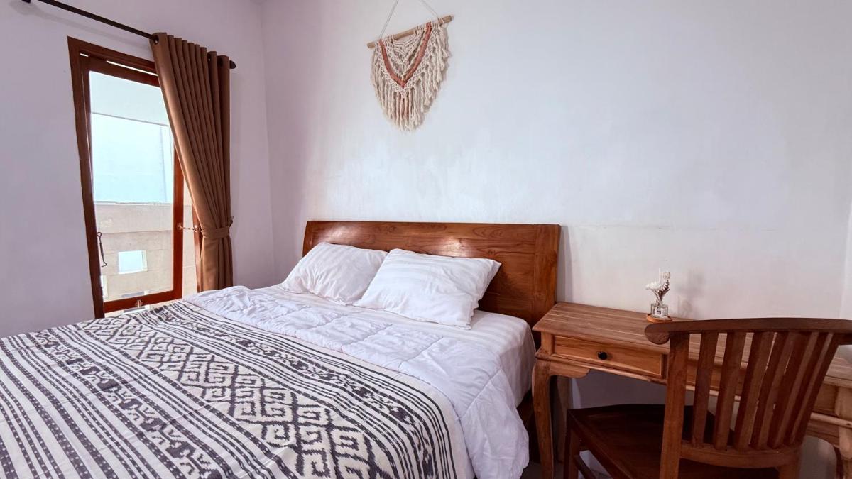 The East Land Rooms - Hizvo