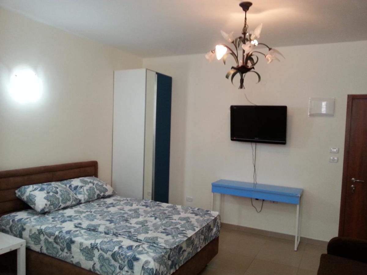 Apartments Petah Tiqwa - Bar Kochva Street - Housity